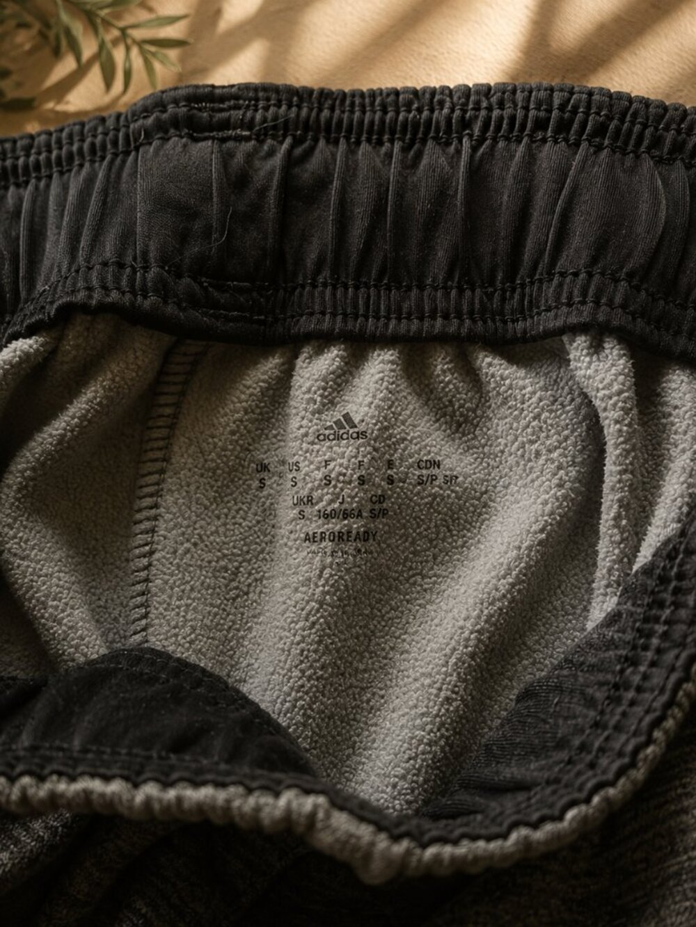 Adidas Climawarm Gray Heather Sweatpants Joggers Men's XS Athletic Fleece - Picture 3 of 3